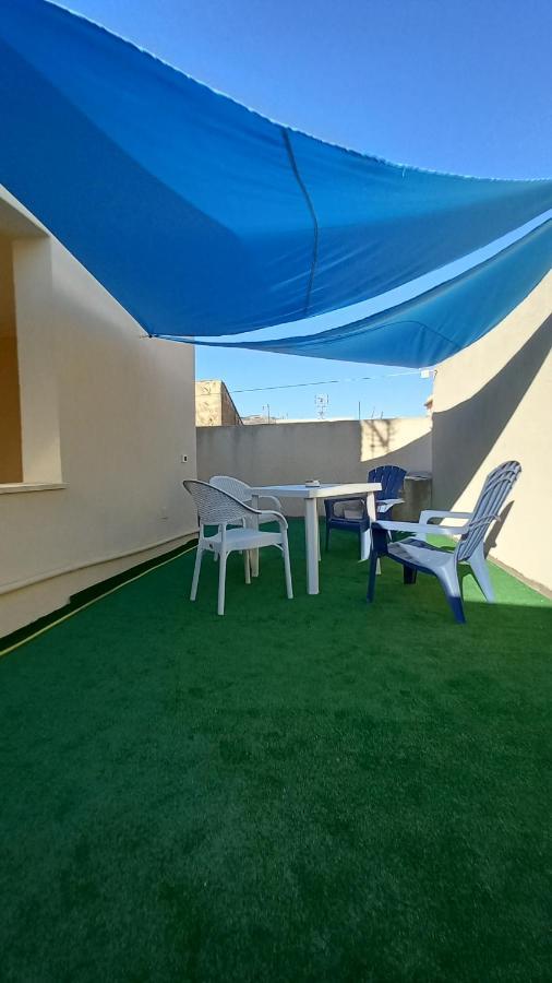 Oltre: Monolocale Con Terrazzo Privato Al Piano Apartamento Trapani Exterior foto